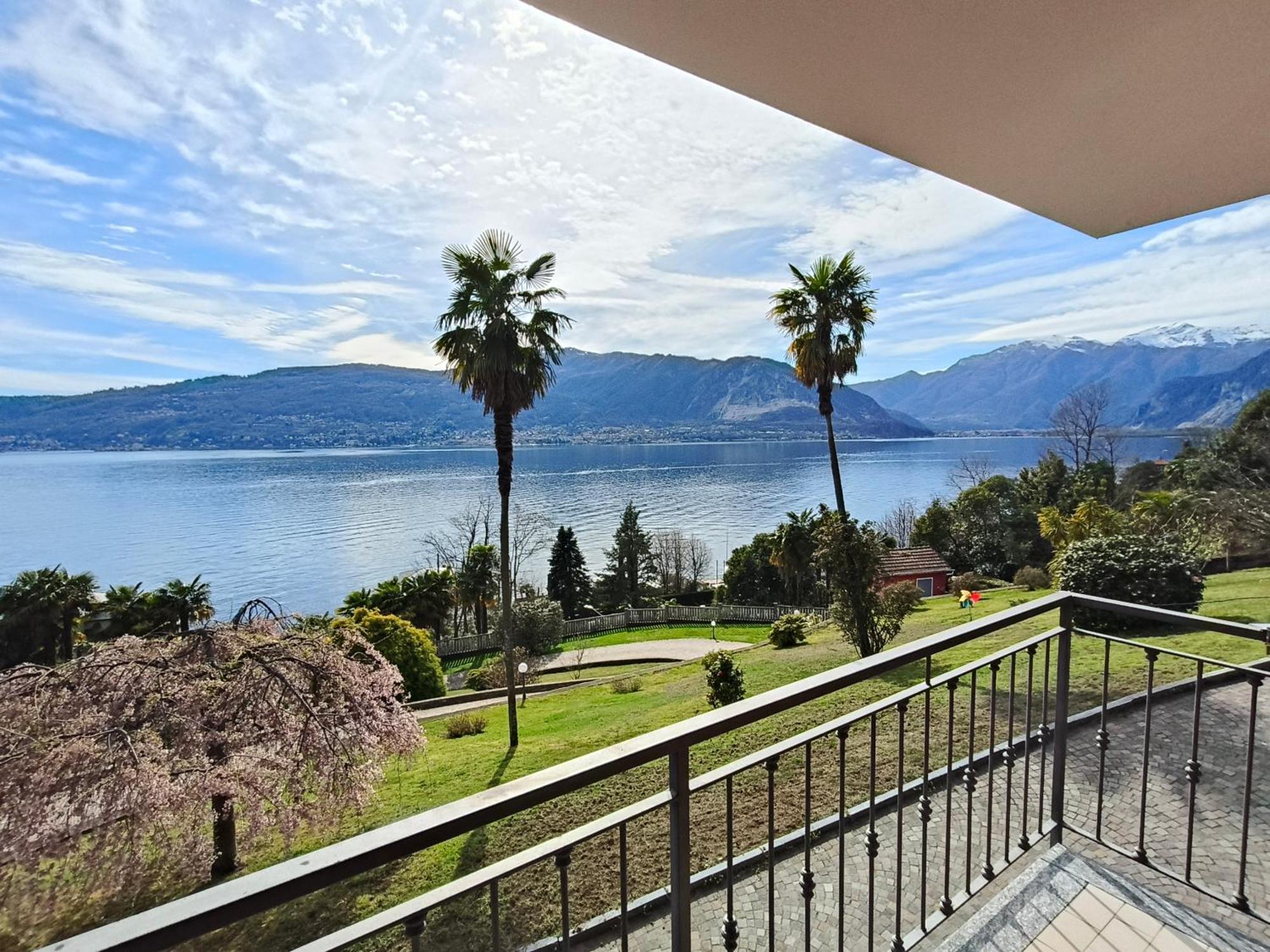 Villetta Primavera Verbania Luaran gambar